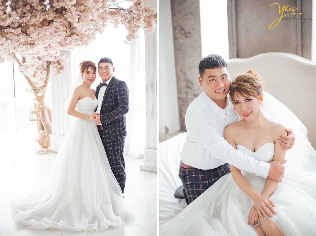 Vẻ đẹp tự nhiên luôn tạo cảm giác dễ chịu cho người nhìn. Vì vậy, hãy để tự nhiên làm chủ đạo trong bộ ảnh cưới của bạn dù bạn chụp ảnh cưới dã ngoại hay chụp ảnh cưới trong Studio. Ảnh cưới thể hiện niềm hạnh phúc của cô dâu chú rể, đây là cảm xúc chân thật. Vì thế, đừng quá cố để “diễn”. Nụ cười giả tạo không thể tạo nên một bức ảnh đẹp.