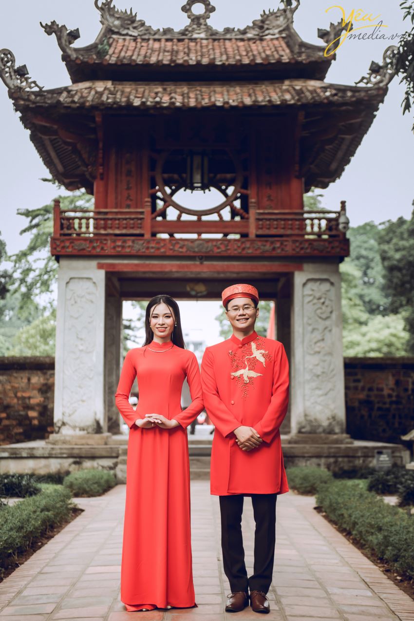 Nếu không có thời gian, chi phí đầu tư cho ảnh cưới thì bạn nên chọn những địa điểm chụp ảnh cưới đẹp ở Hà Nội và miễn phí như thế này.