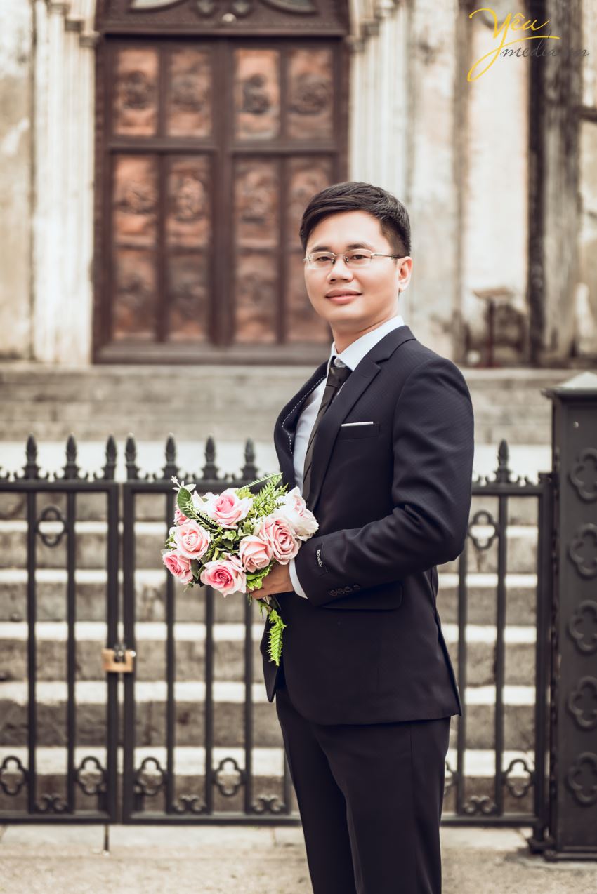 Nếu không có thời gian, chi phí đầu tư cho ảnh cưới thì bạn nên chọn những địa điểm chụp ảnh cưới đẹp ở Hà Nội và miễn phí như thế này.