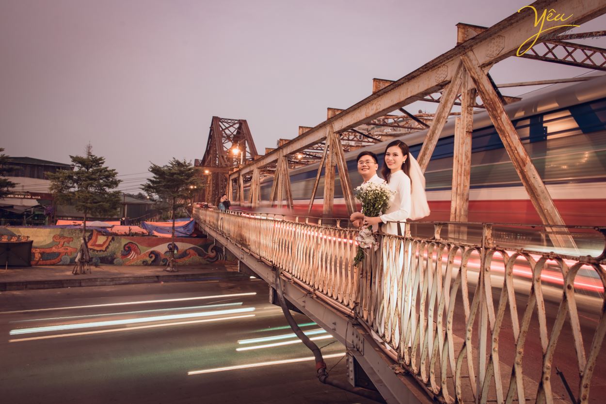 Nếu không có thời gian, chi phí đầu tư cho ảnh cưới thì bạn nên chọn những địa điểm chụp ảnh cưới đẹp ở Hà Nội và miễn phí như thế này.