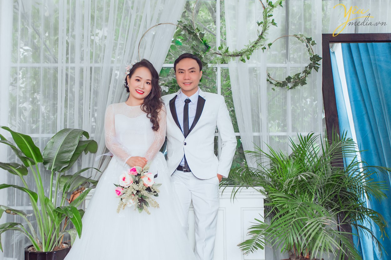 báo giá chụp hình cươi ở phim trường rosa hà nội