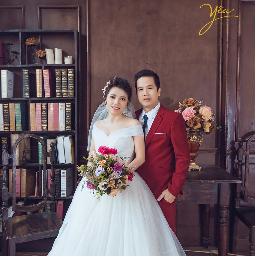 ảnh cưới chụp trong khung cảnh sang trọng của châu âu