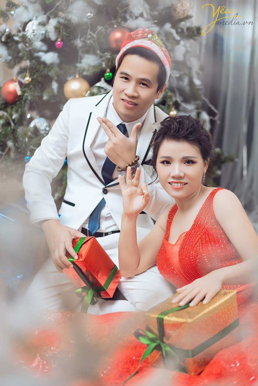 chụp ảnh cưới trong ngày noel giáng sinh ở hn