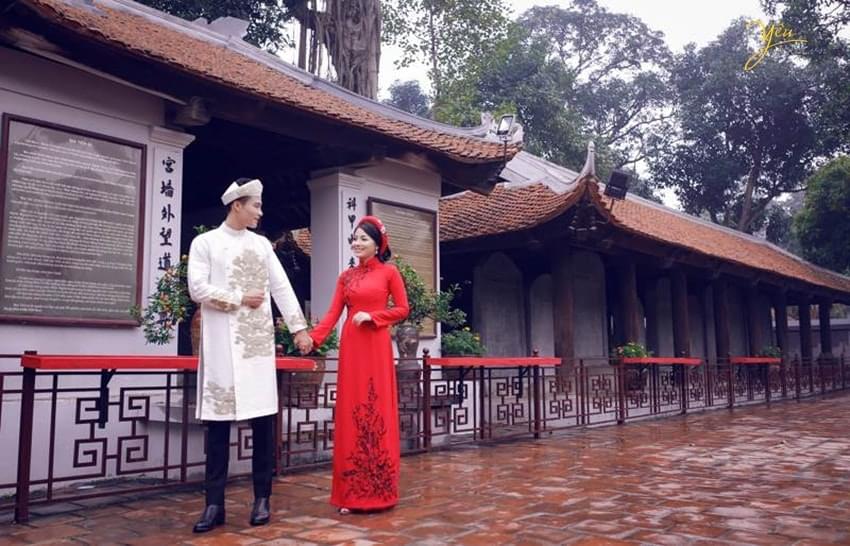 chụp ảnh cưới tại Văn Miếu