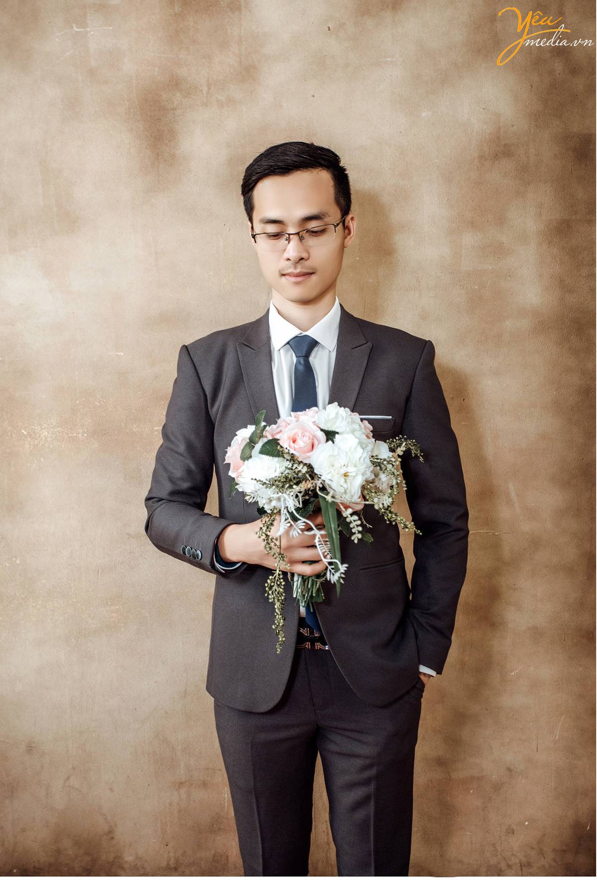 chụp ảnh cưới tại Smiley Ville