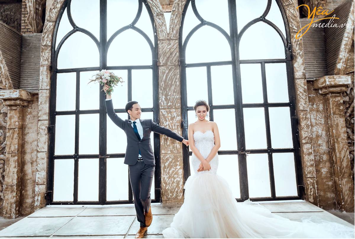 chụp ảnh cưới tại Smiley Ville