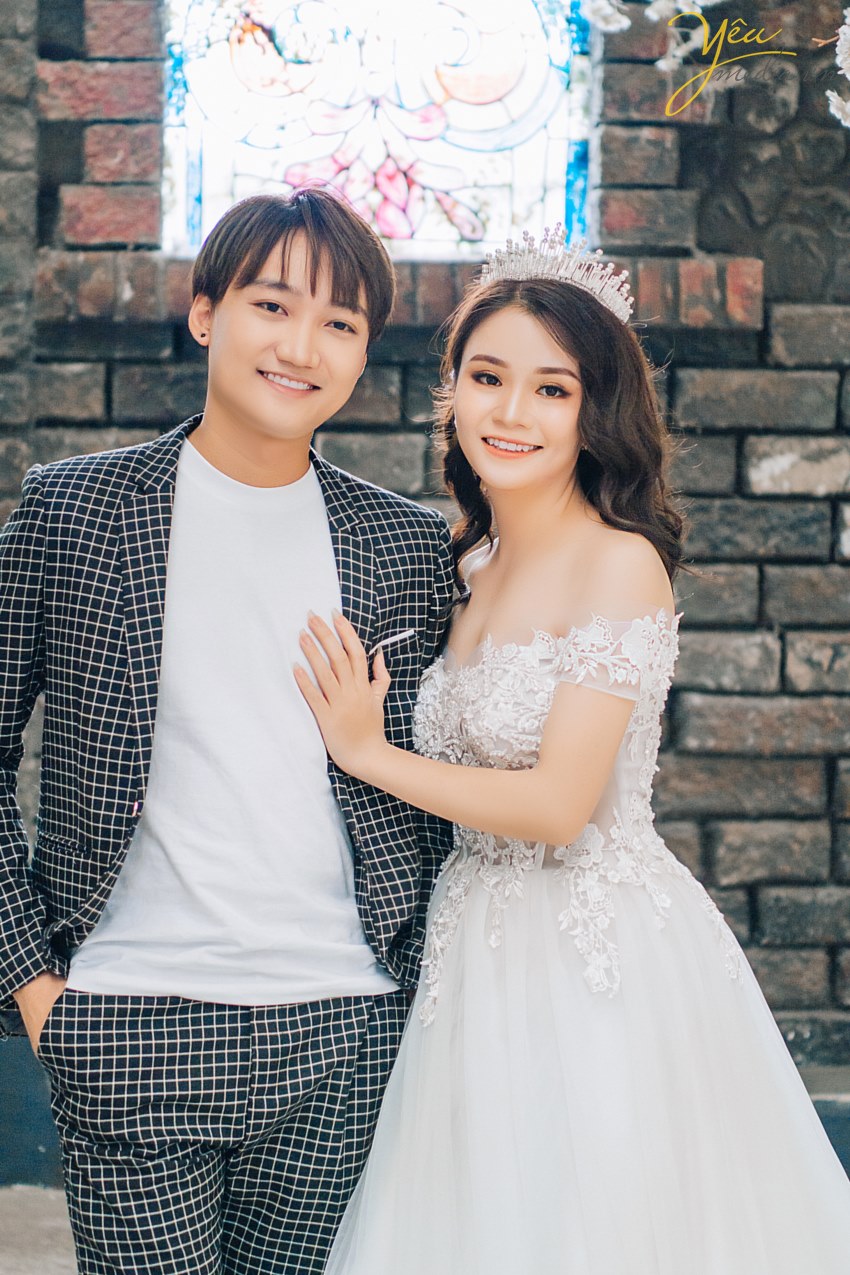 Phong cách chụp ảnh cưới Hàn Quốc đang trở thành xu hướng hot hiện nay của các cặp đôi sắp cưới. Để có một bộ ảnh cưới đẹp ấn tượng với phong cách.