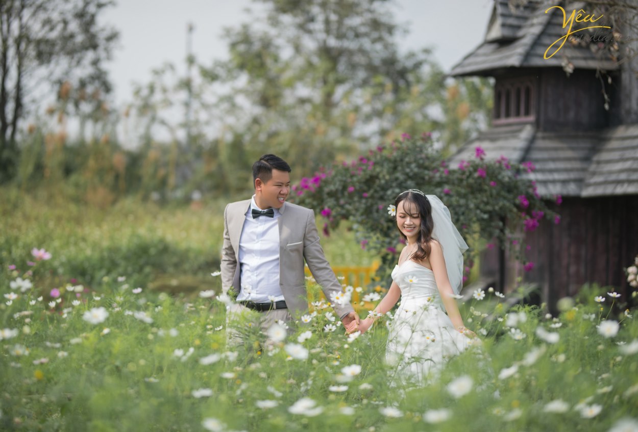 CHỤP ẢNH CƯỚI THEO PHONG CÁCH ĐƯỜNG PHỐ ẤN TƯỢNG – STREET STYLE kết hợp phim trường đẹp ở hà nội nên lựa chọn địa điểm nào