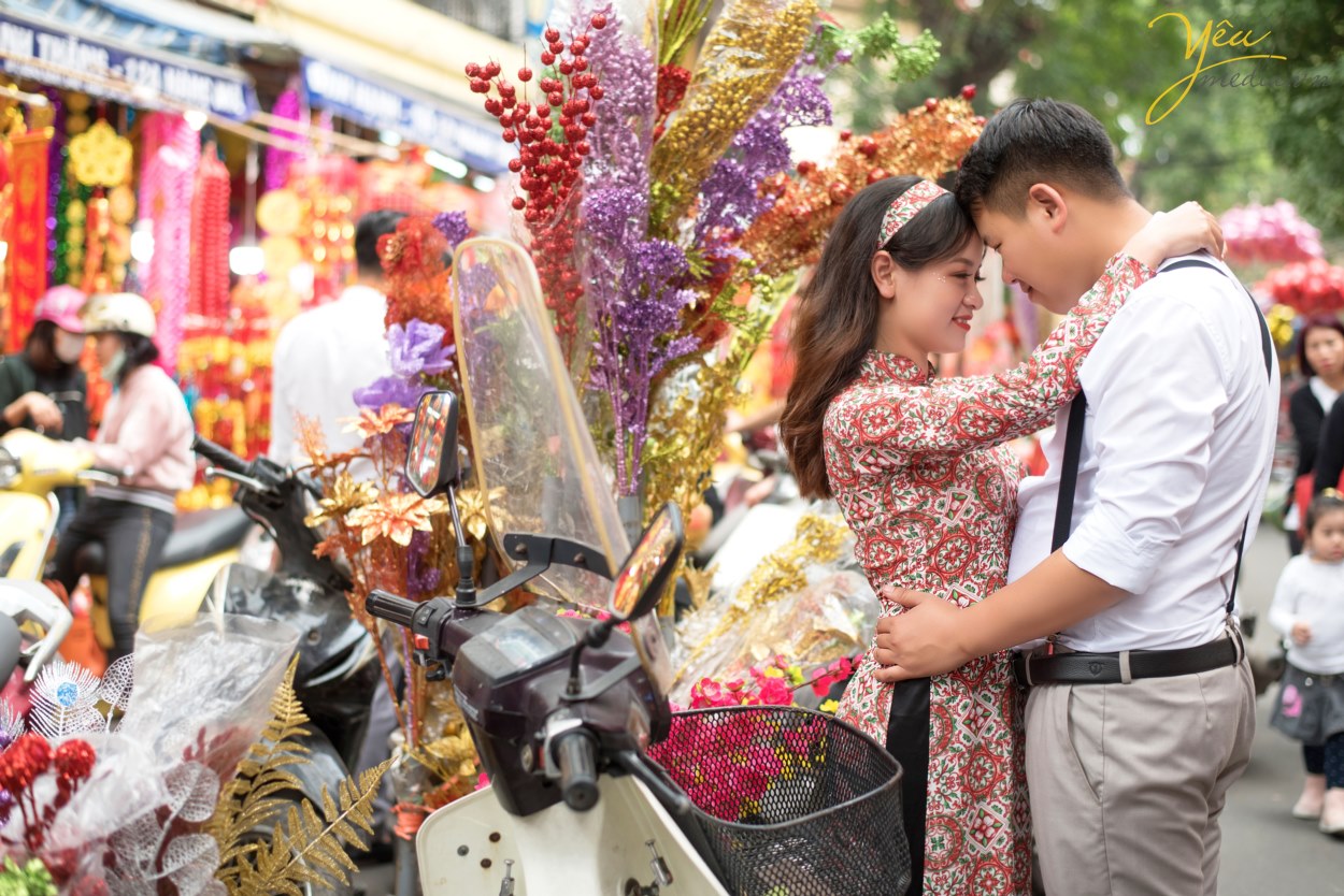 CHỤP ẢNH CƯỚI THEO PHONG CÁCH ĐƯỜNG PHỐ ẤN TƯỢNG – STREET STYLE kết hợp phim trường đẹp ở hà nội nên lựa chọn địa điểm nào