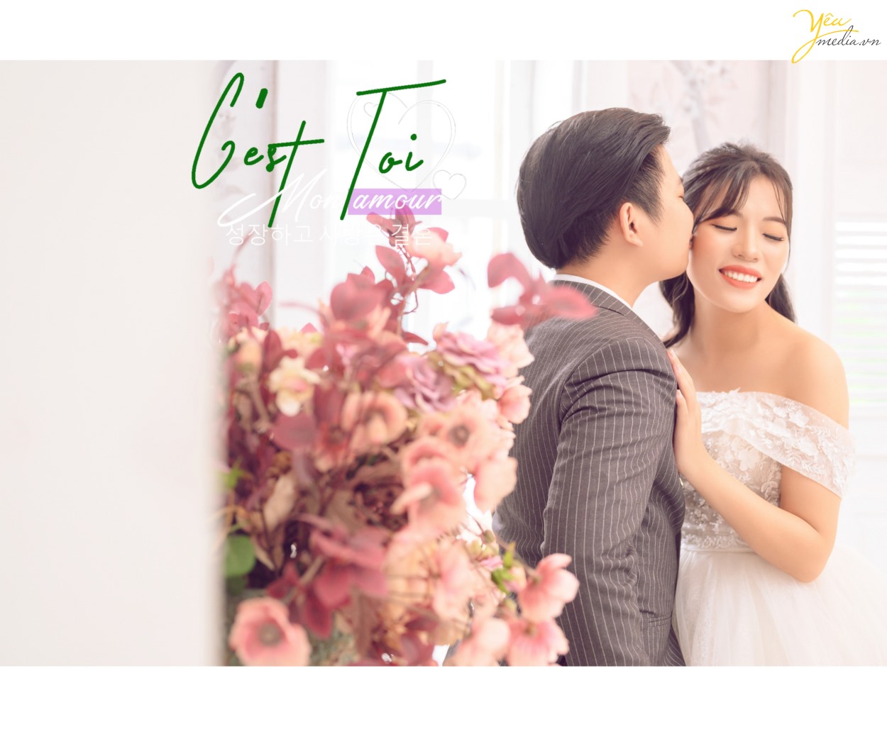 Chụp hình cưới lãng mạn tại phim trường Santorini Park Yên Sở: cặp Trung - Vui