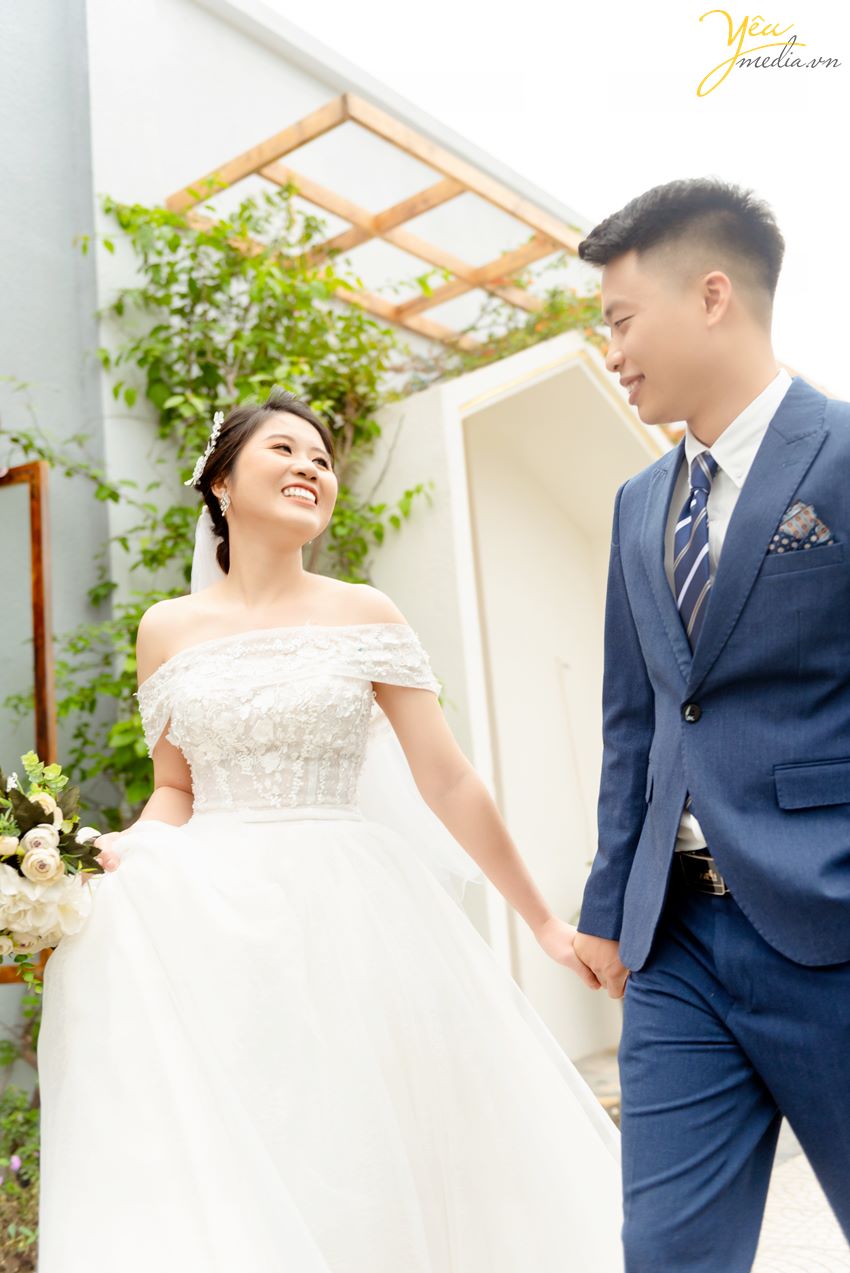 Phong cách ảnh cưới nhẹ nhàng sang trọng trong studio Rosa Hà Nội đẹp nhất Yêu Media