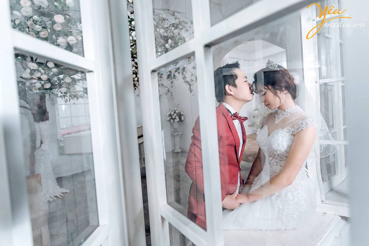 chụp ảnh cưới tại phim trường Rosa