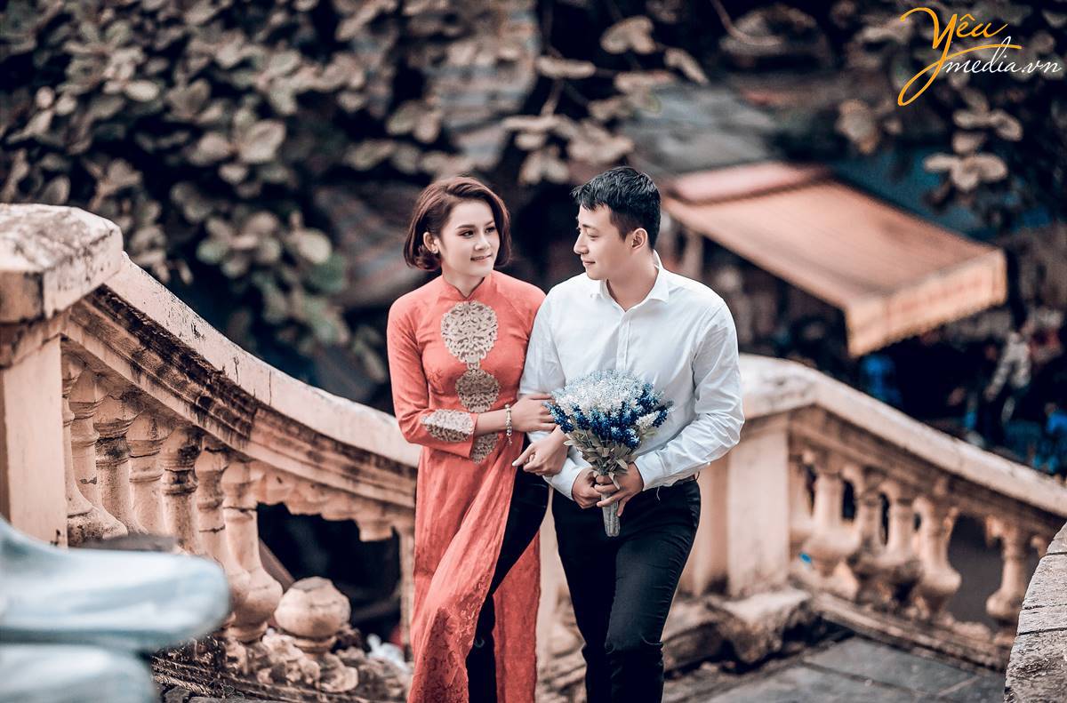 chụp ảnh cưới tại cầu Long Biên