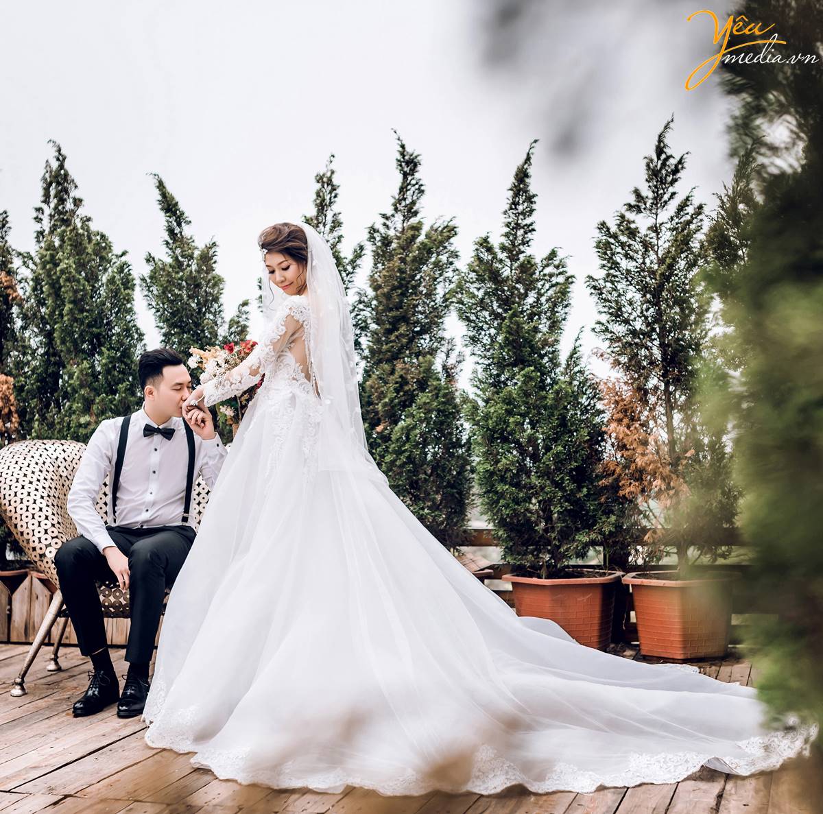chụp ảnh cưới tại Santorini Park