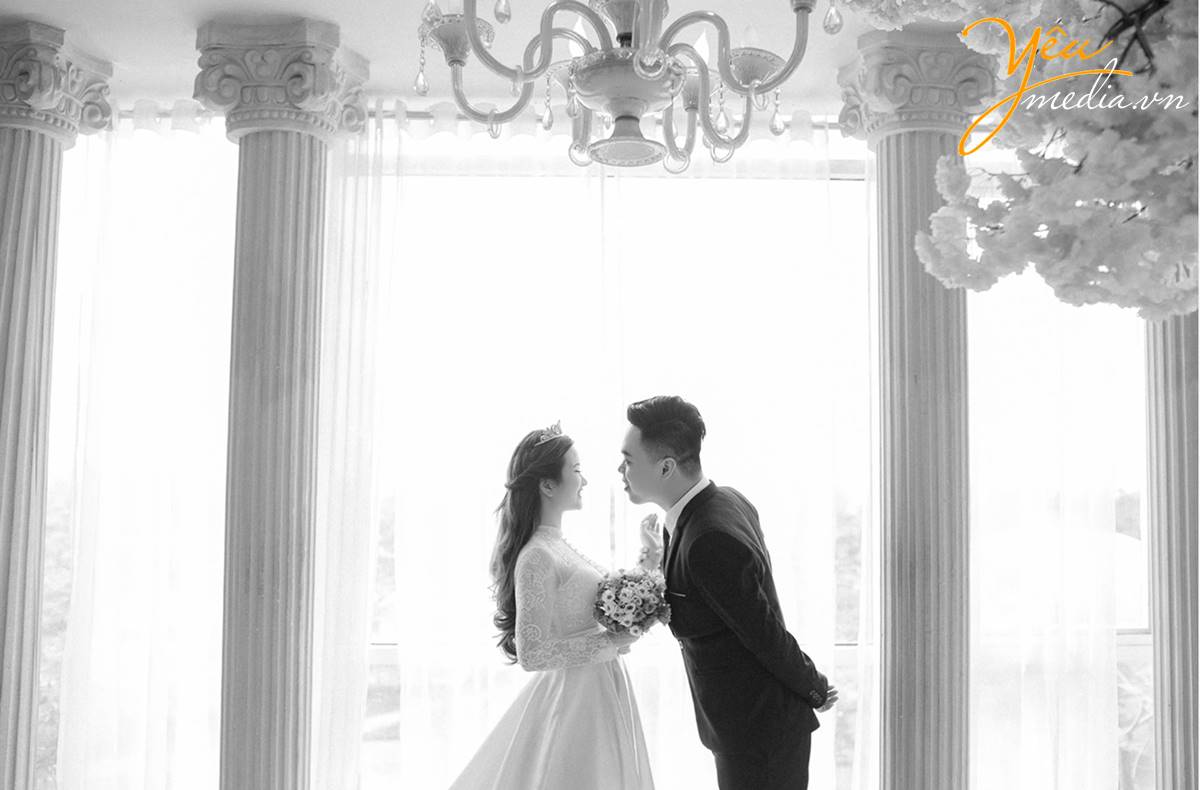 chụp ảnh cưới tại phim trường Santorini