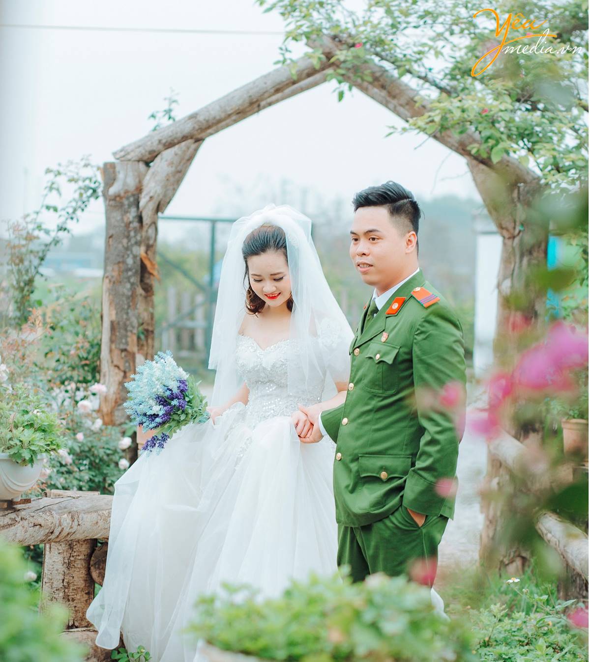 chụp ảnh cưới tại phim trường Santorini