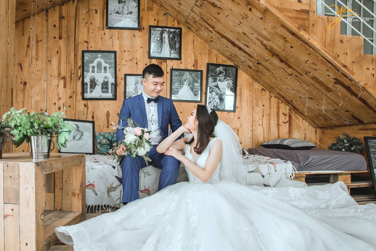 chụp ảnh cưới tại phim trường Santorini