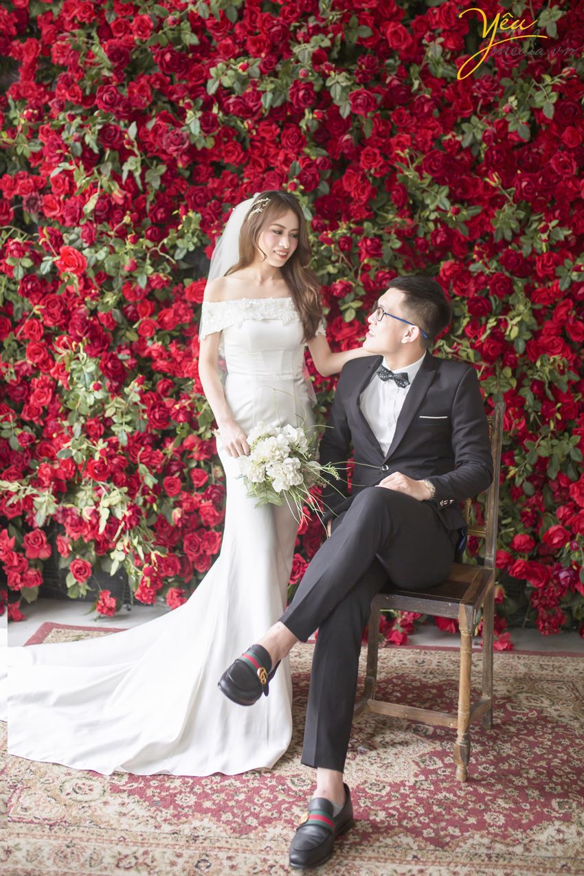 Nếu bạn đang băn khoăn trong việc lựa chọn một Studio chụp hình cưới chuyên nghiệp, đẳng cấp. Thì đừng ngần ngại chọn Yêu Media. Chúng tôi sẽ mang đến cho hai bạn những trải nghiệm về dịch vụ cưới hoàn hảo. Yêu Media sẽ là một phần giúp ngày cưới của hai bạn được trọn vẹn và ý nghĩa.
