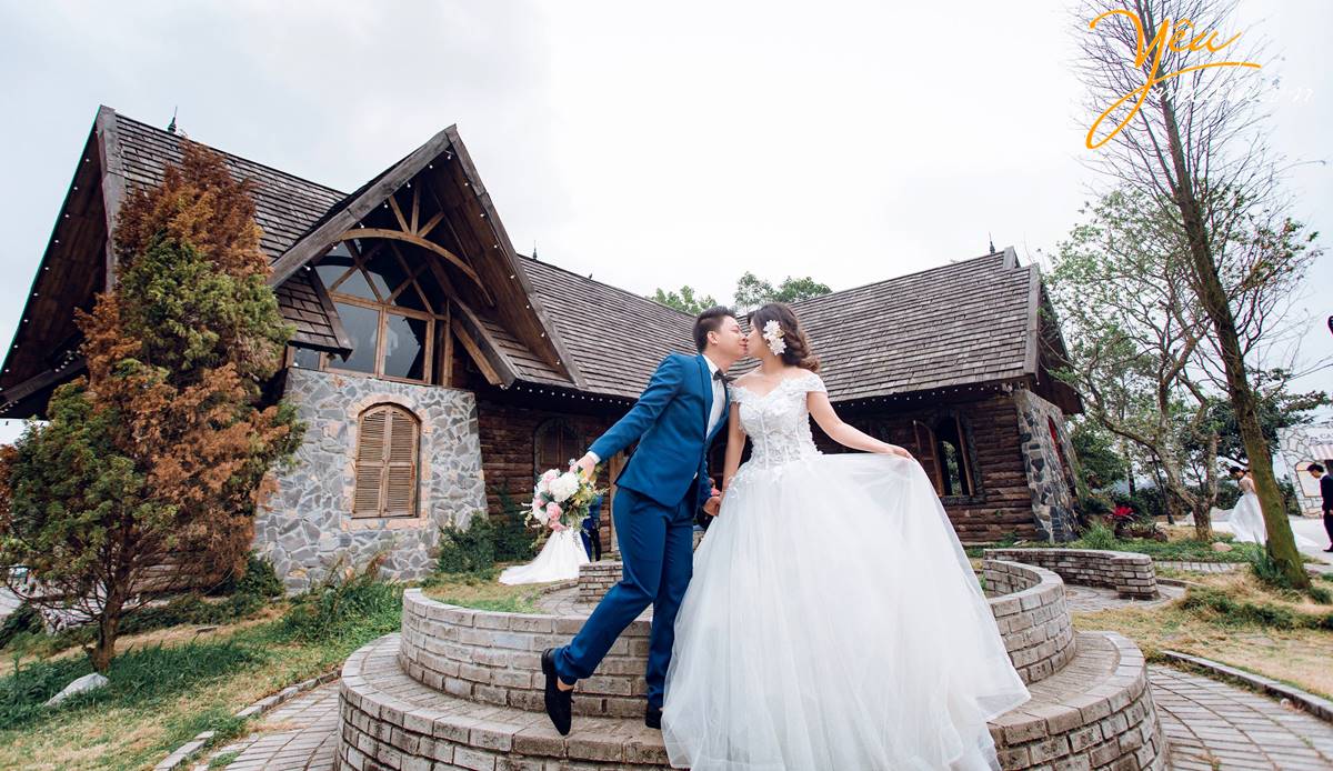 chụp ảnh cưới tại Smiley Ville