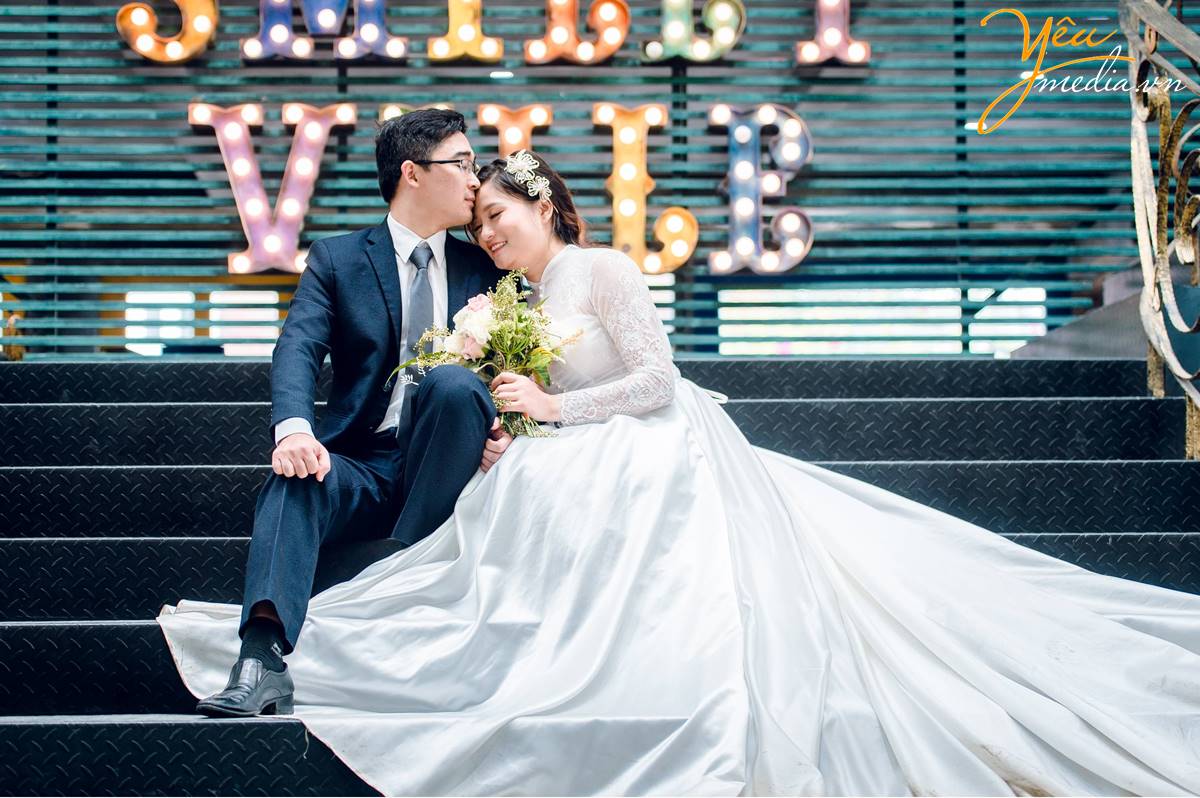 chụp ảnh cưới tại phim trường Smiley Ville