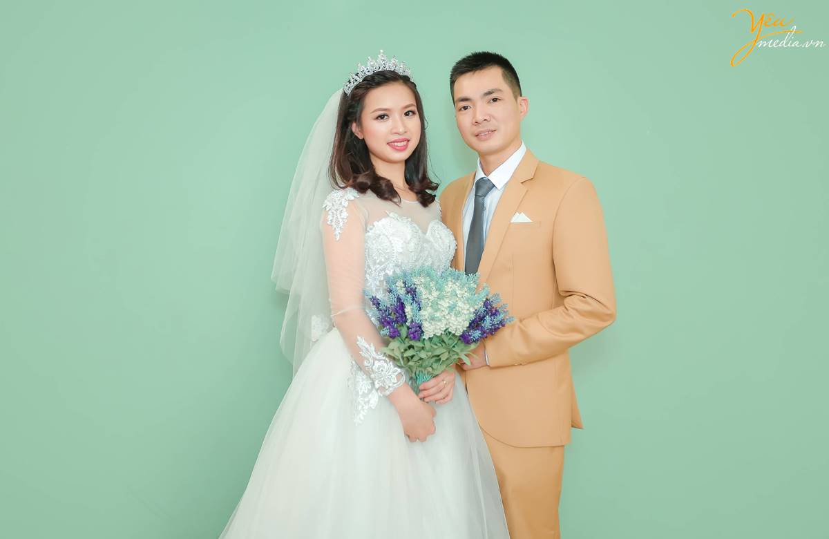 chụp ảnh cưới tại phim trường Smiley Ville