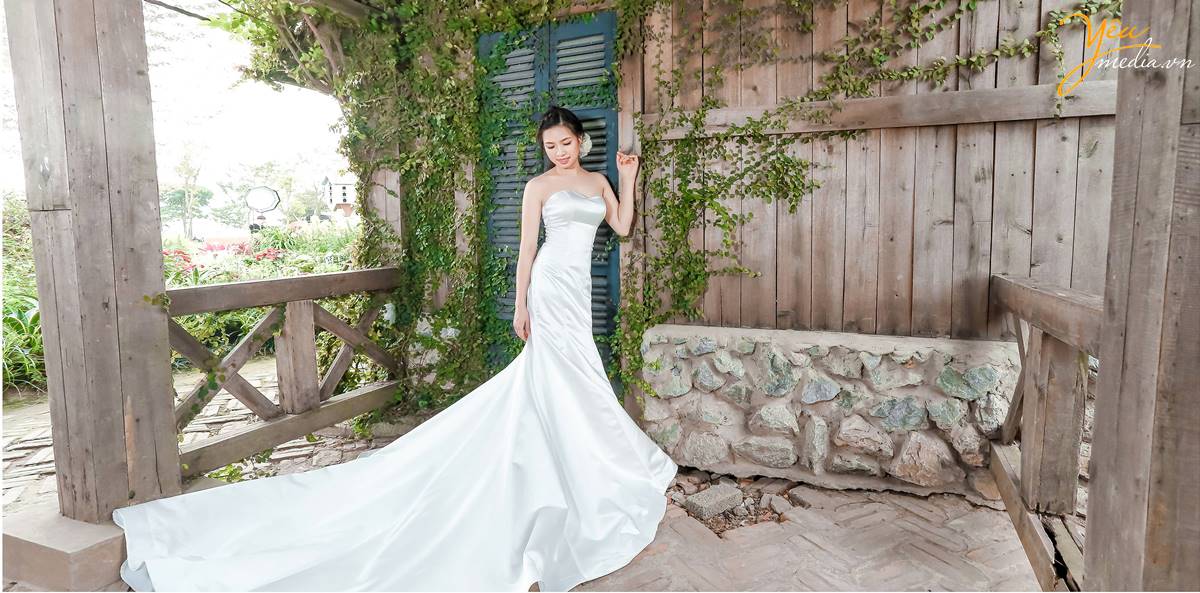 chụp ảnh cưới tại phim trường Smiley Ville