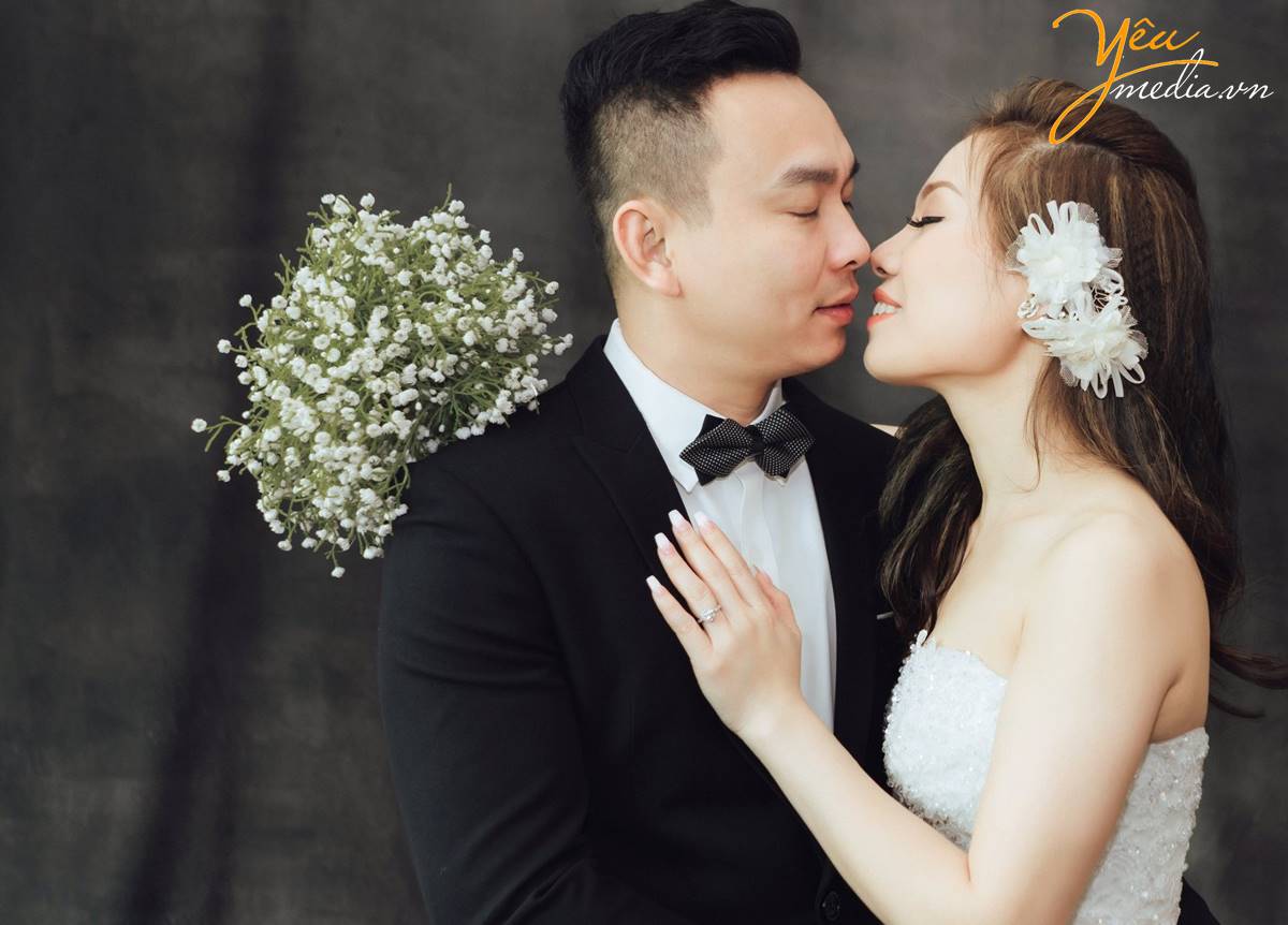 chụp ảnh cưới tại phim trường VTV8 Huế