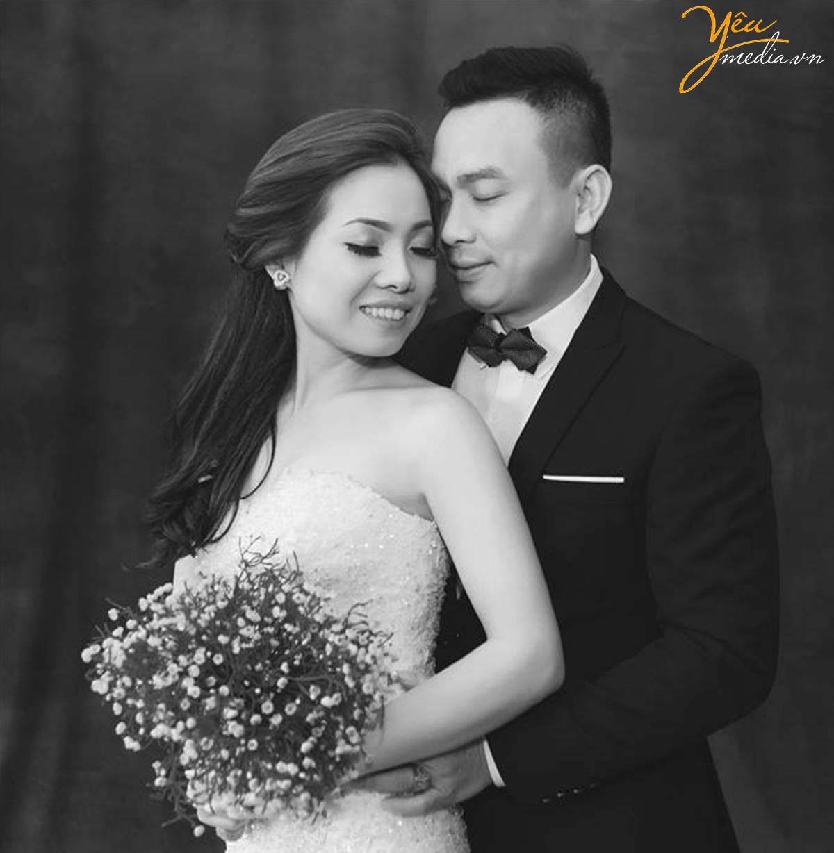 chụp ảnh cưới tại phim trường VTV8 Huế