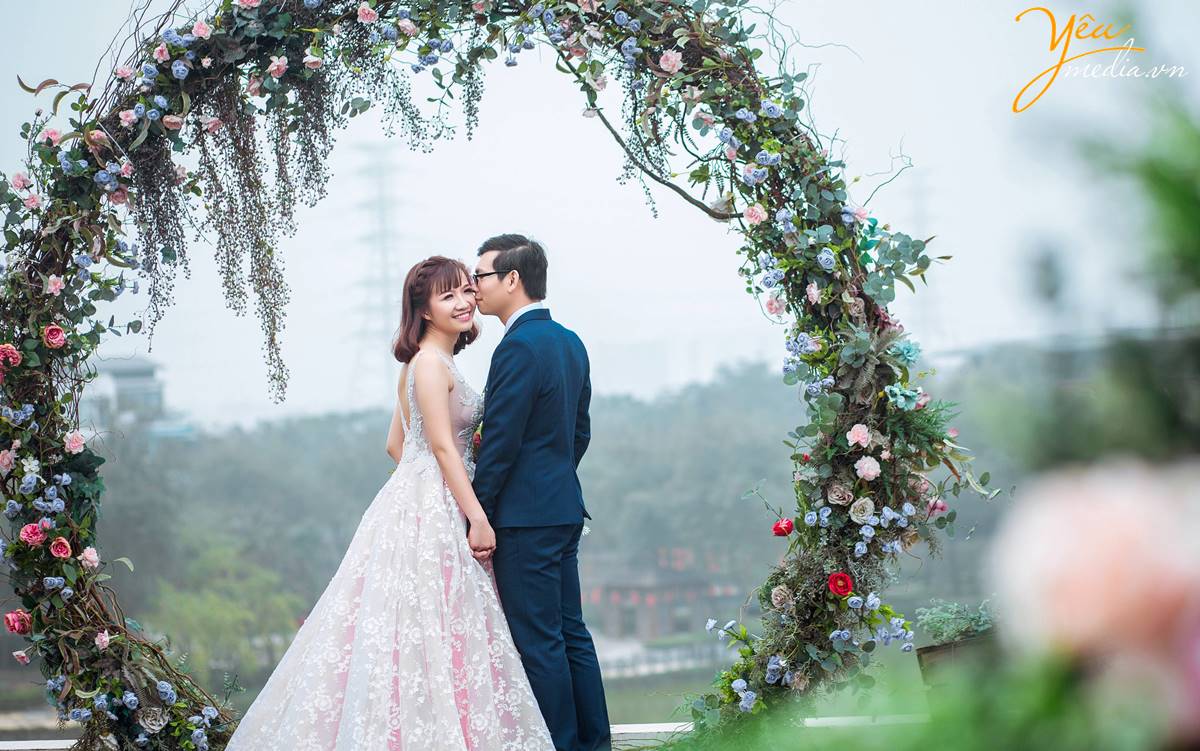 chụp ảnh cưới tại Santorini Park