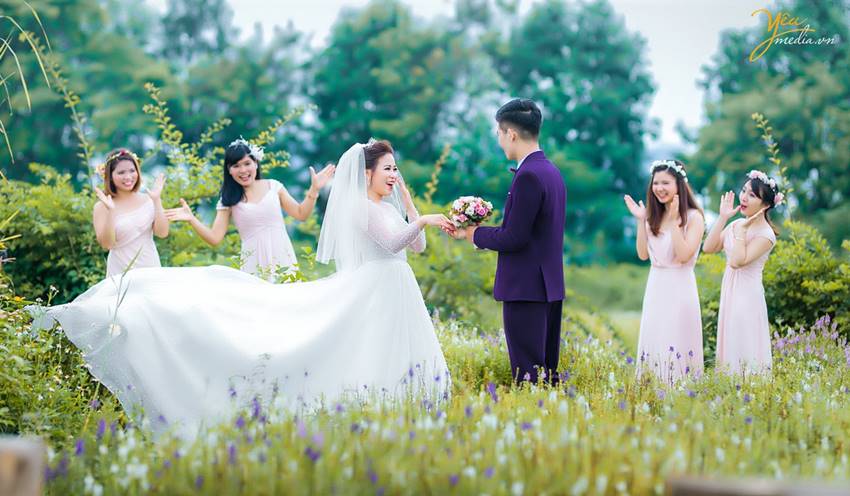 chụp ảnh cưới tại Santorini Park