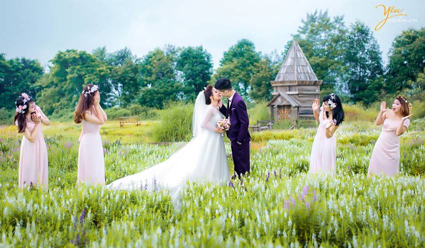 chụp ảnh cưới tại Santorini Park