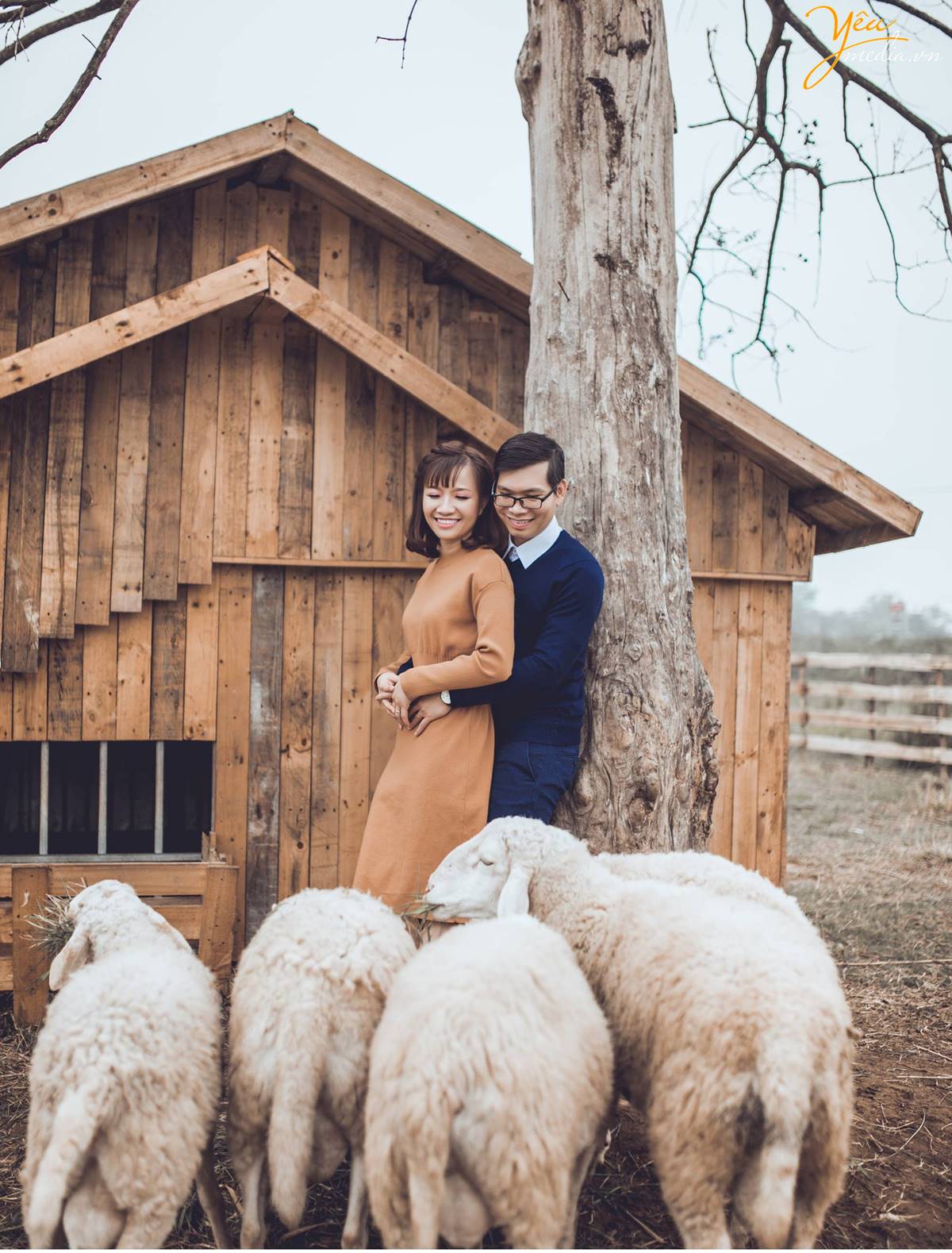 chụp ảnh cưới tại Santorini Park