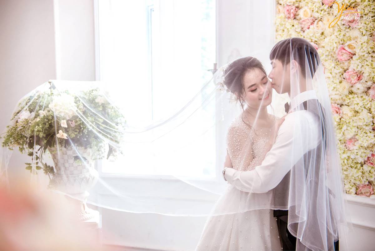 chụp ảnh cưới tại Santorini Park