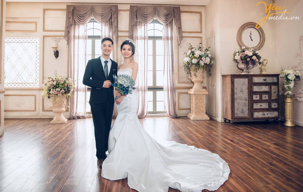 chụp ảnh cưới tại phim trường Santorini Park