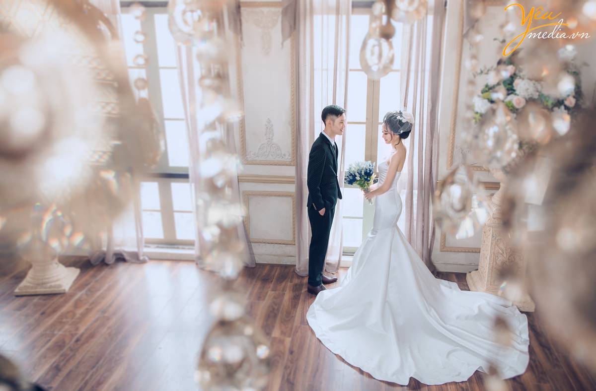 chụp ảnh cưới tại phim trường Santorini Park