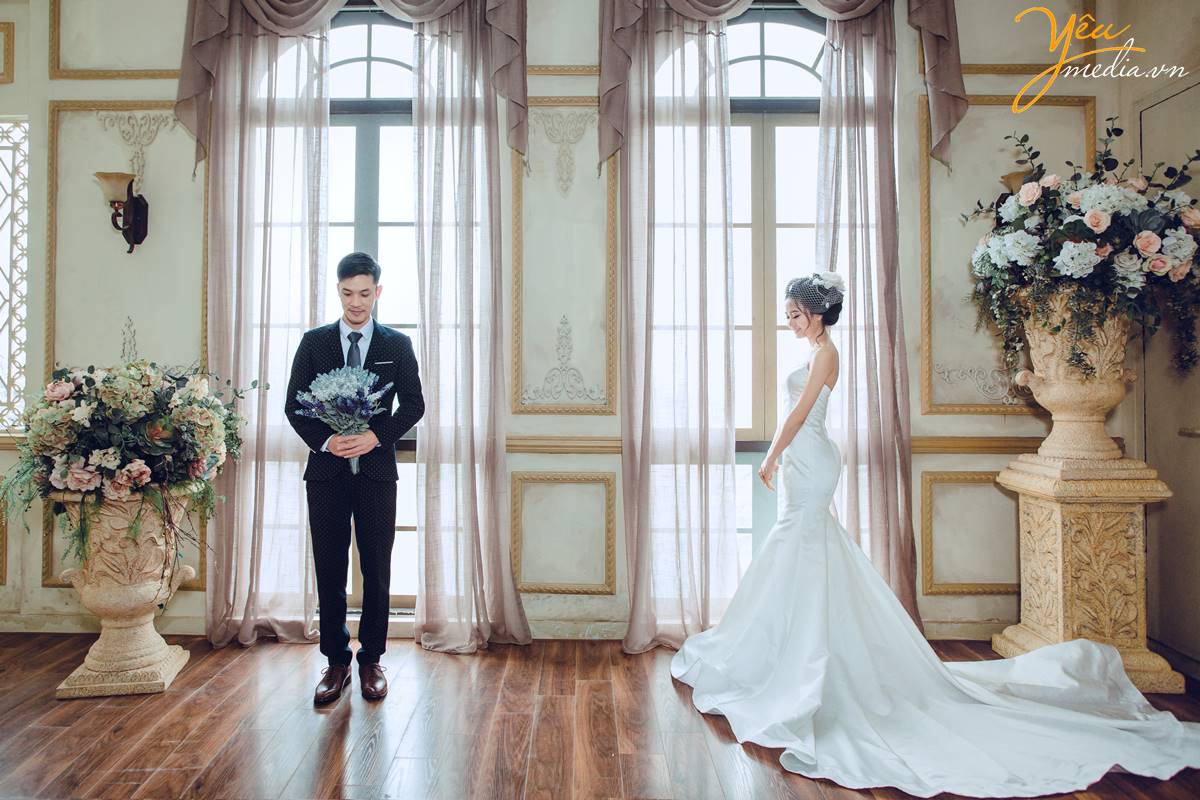 chụp ảnh cưới tại phim trường Santorini Park