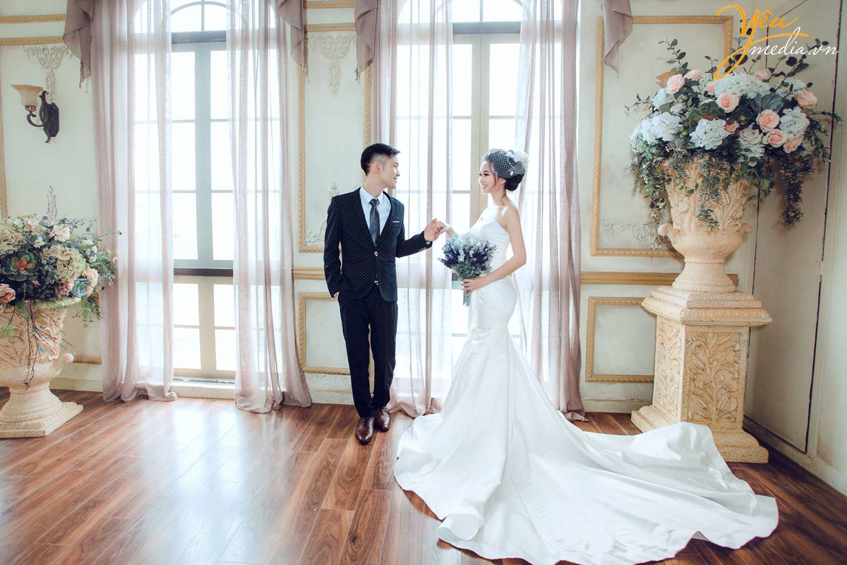 chụp ảnh cưới tại phim trường Santorini Park