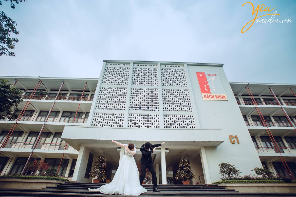 chụp ảnh cưới tại Đại học Bách Khoa