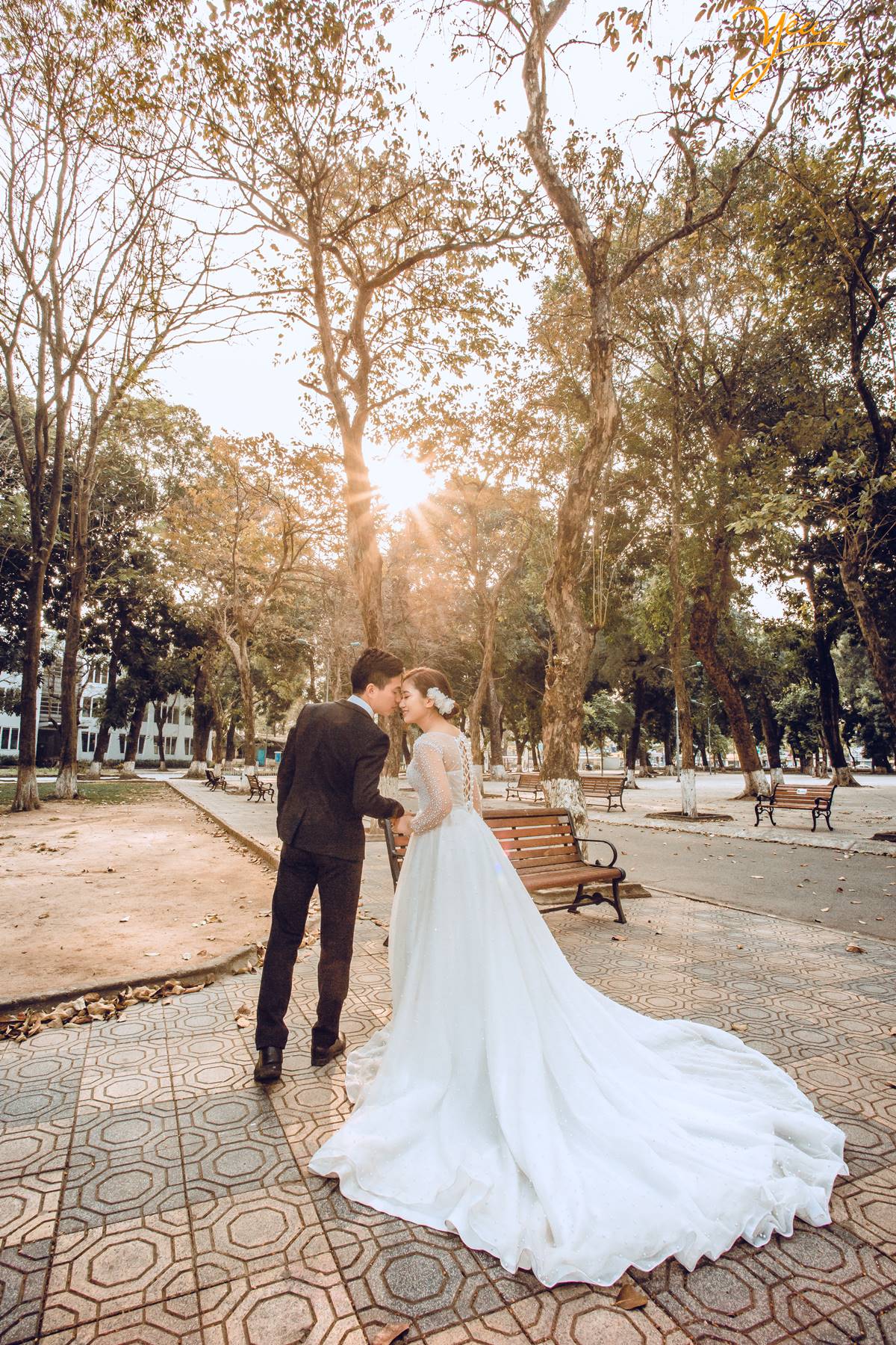chụp ảnh cưới tại Đại học Bách Khoa