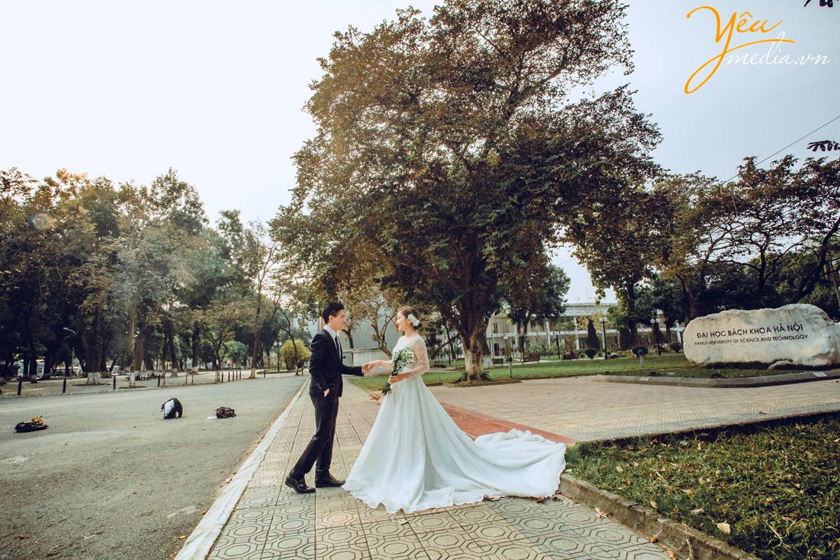 chụp ảnh cưới tại Đại học Bách Khoa