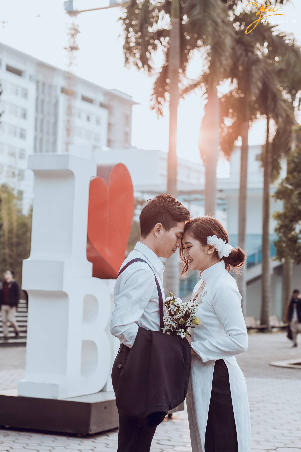chụp ảnh cưới tại Đại học Bách Khoa