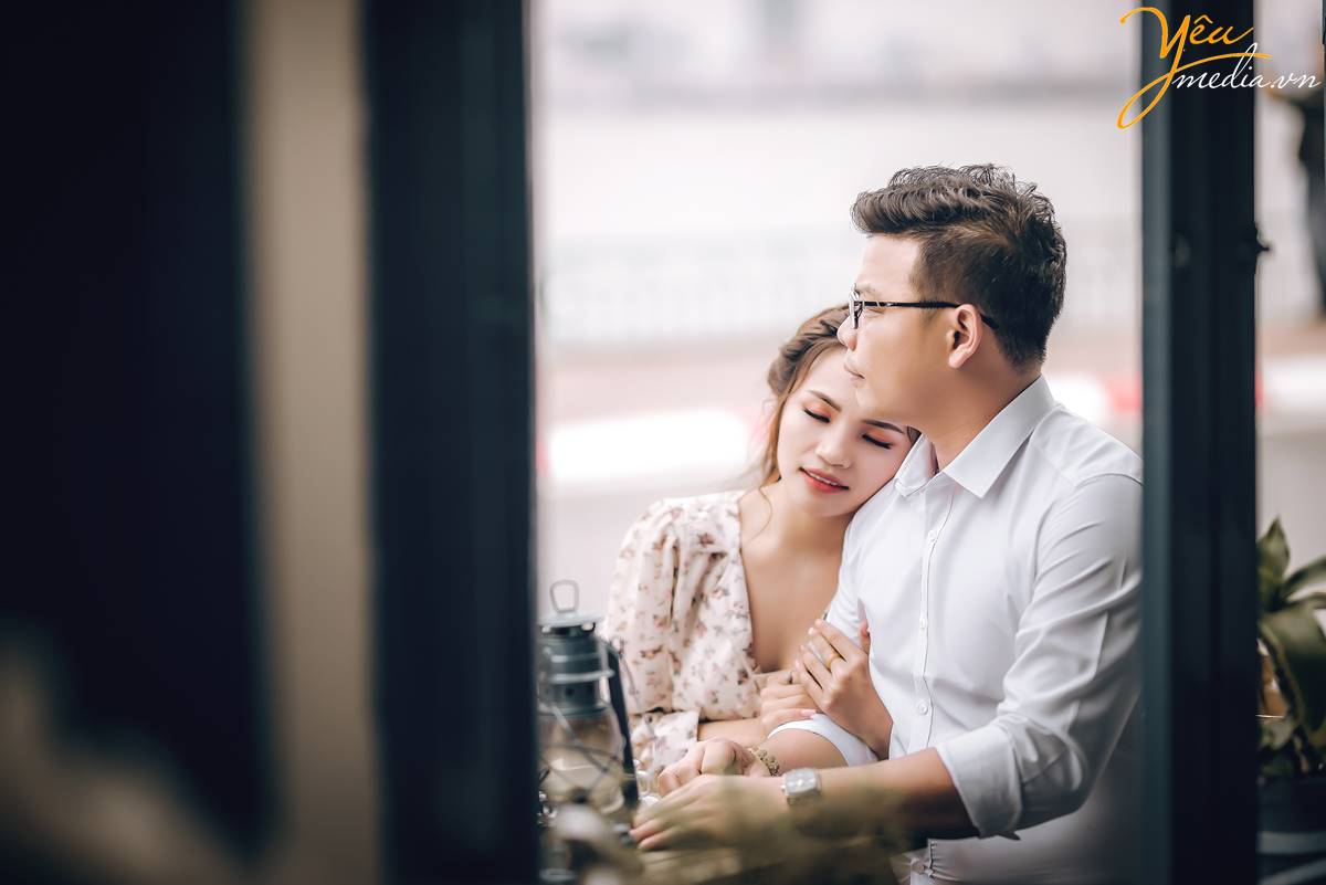 Album ảnh cưới đẹp chụp tại Smiley Ville và Santorini Vibes Cafe