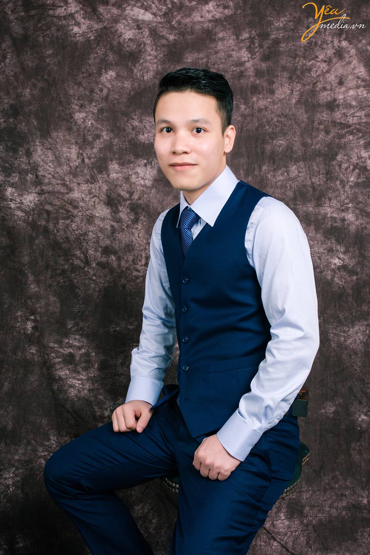 chụp ảnh cưới tại studio