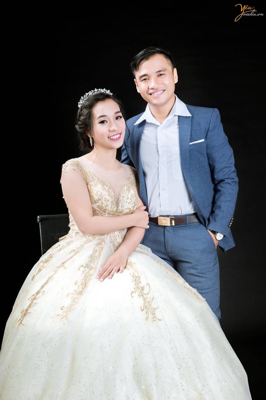 chụp ảnh cưới tại studio