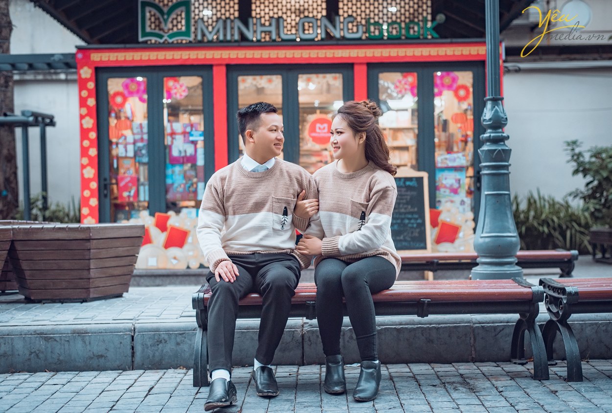 ảnh cưới màu đẹp chụp trong phố cổ hà nội