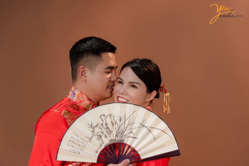 Bộ ảnh cưới chụp trong studio phong cách Hàn Quốc tại Hà Nội
