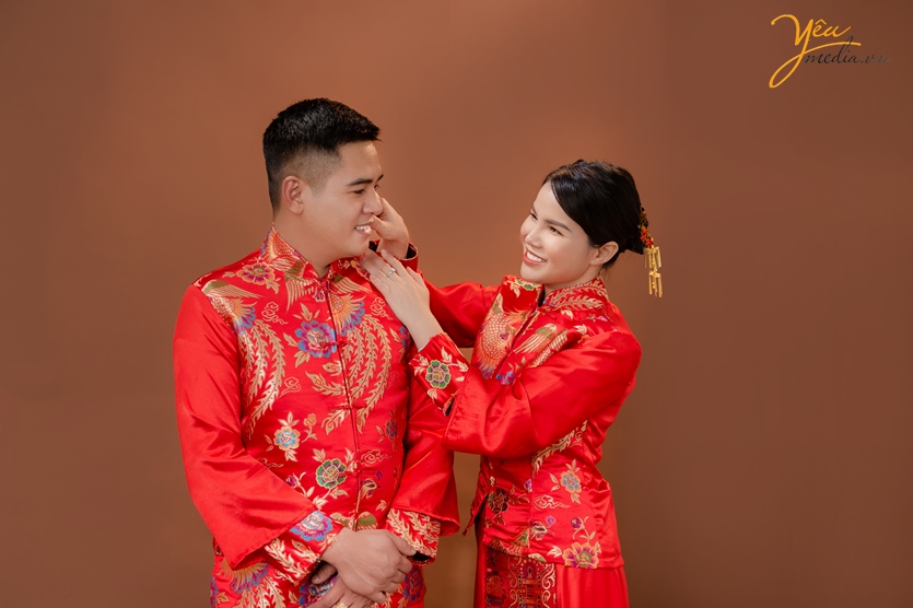 Bộ ảnh cưới chụp trong studio phong cách Hàn Quốc tại Hà Nội 
