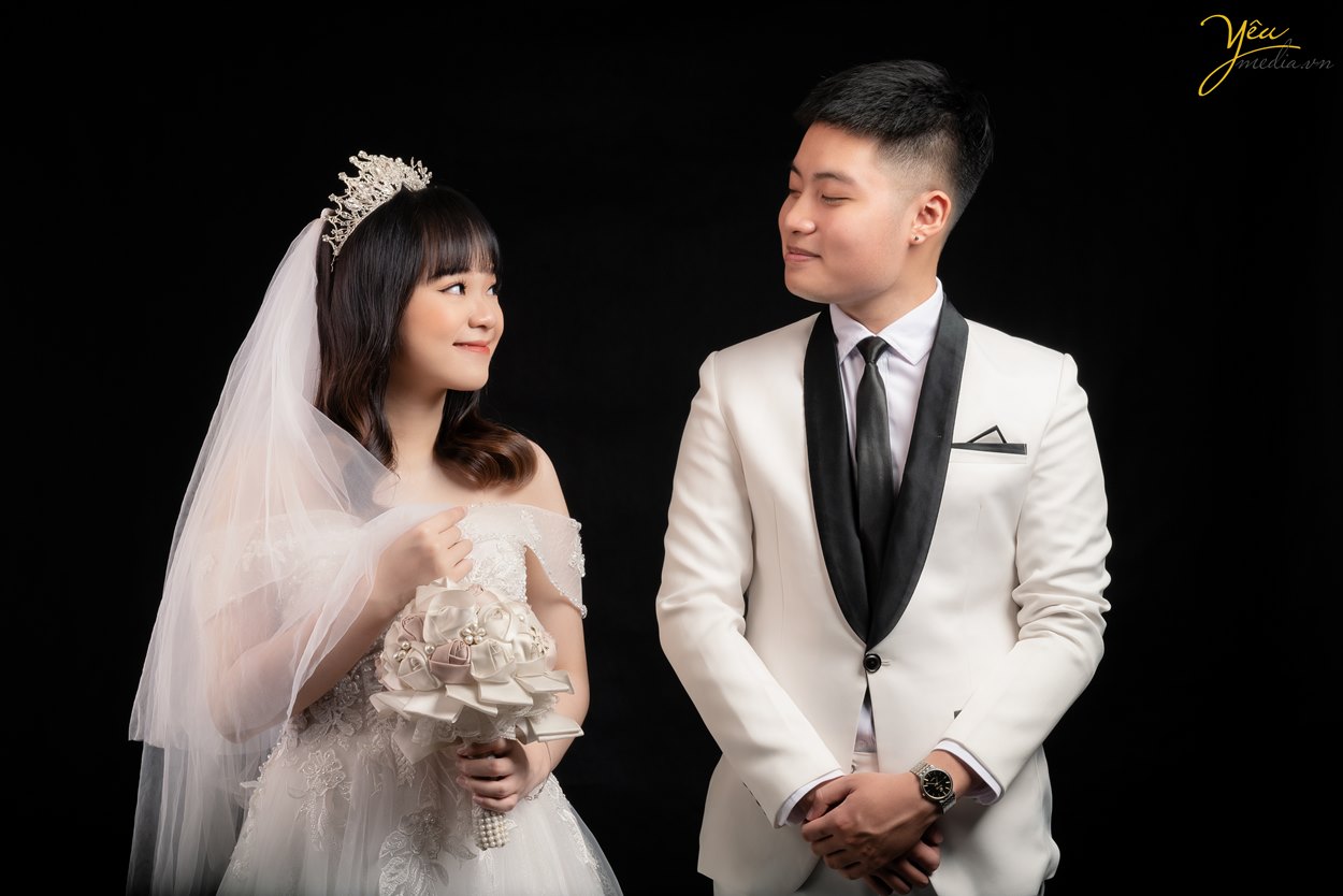 Chụp ảnh cưới trong studio tại Hà Nội thời giãn cách Covid & tuân thủ 5K