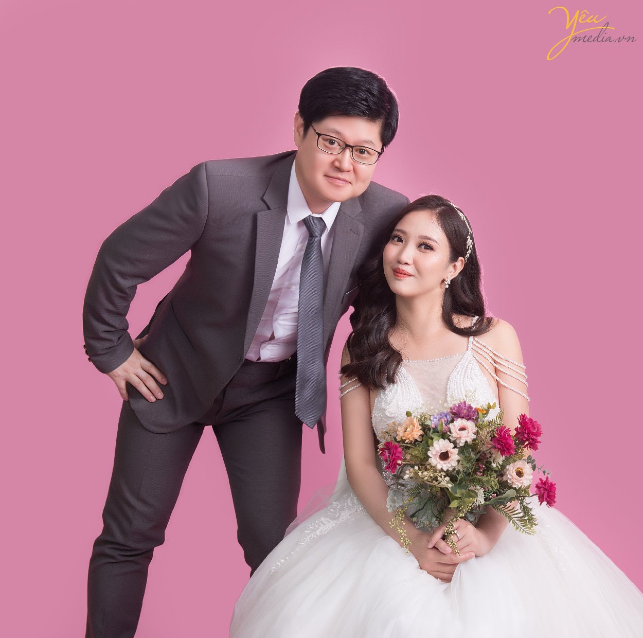 chụp hình cưới chú rể hàn quốc ở hà nội
