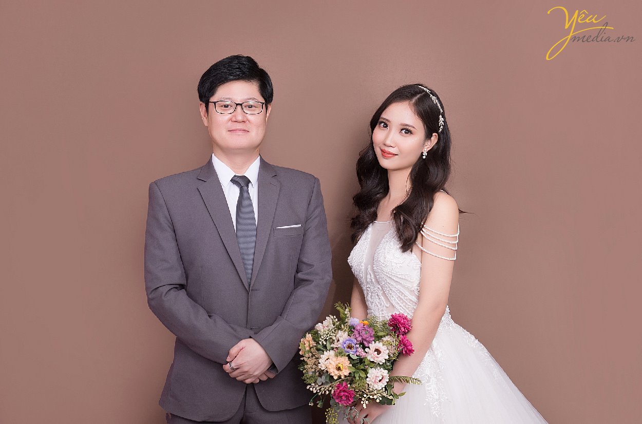 chụp ảnh với nhiếp ảnh gia người hàn quốc tại hn